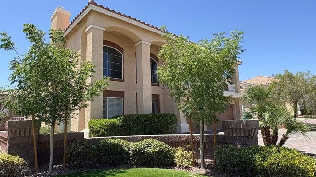 Building Photo - 6675 Coronado Crest Ave