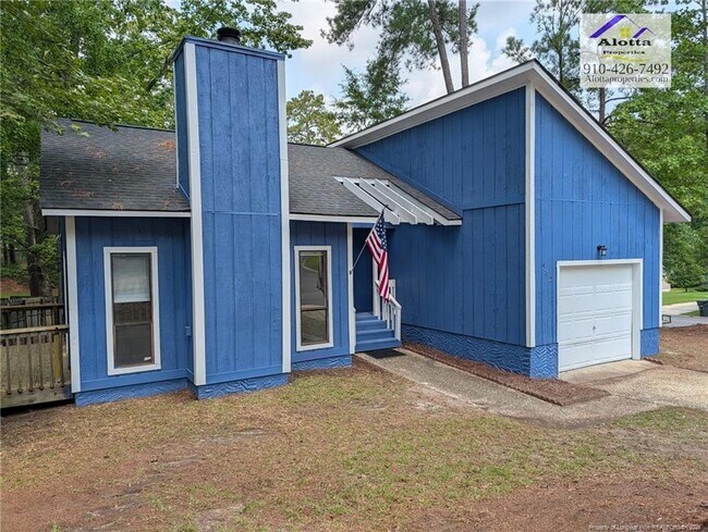 Building Photo - 482 Corning Pl