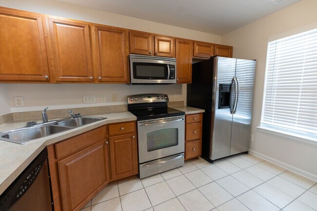 Building Photo - 306 Snowy Owl Ct