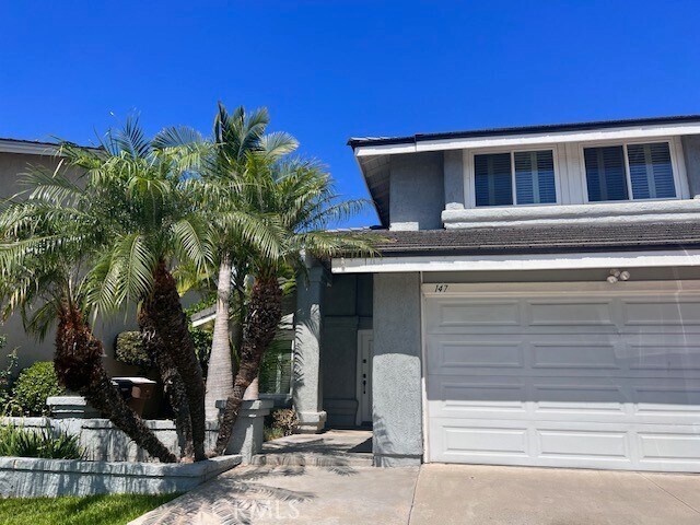 Primary Photo - 147 Strawberry Ln