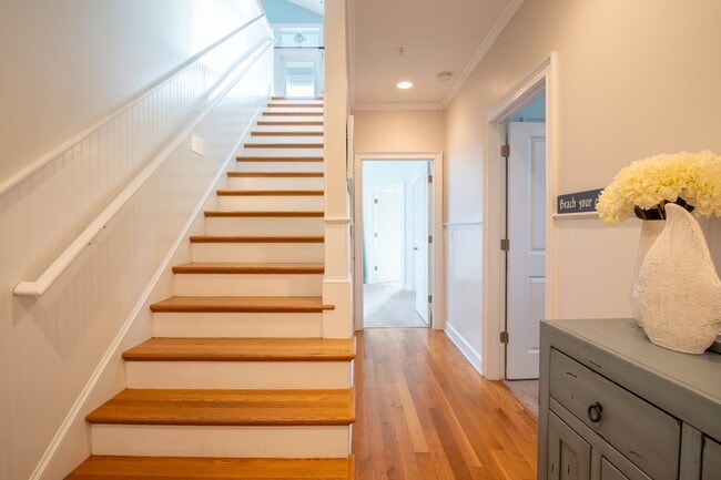 Building Photo - Fresh and Salty @ 608 Carolina Beach Ave. S. #202
