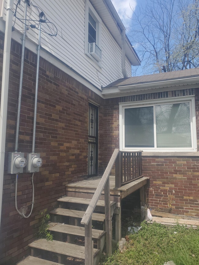 Building Photo - 15804 Indiana St