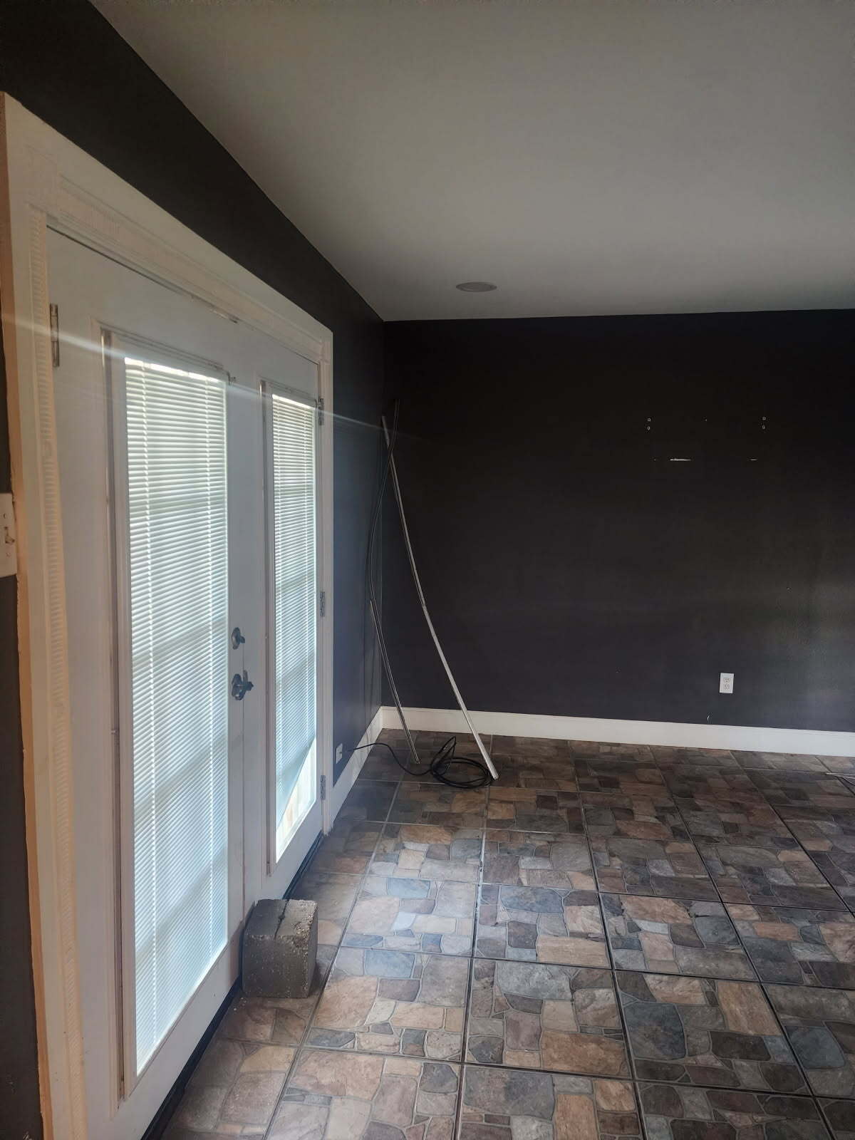 Building Photo - 176 Carita Dr
