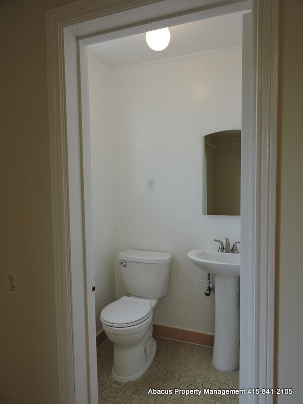 Building Photo - 9 Alta Mar Way