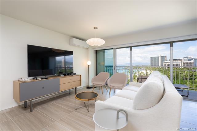 Building Photo - 2161 Kalia Rd