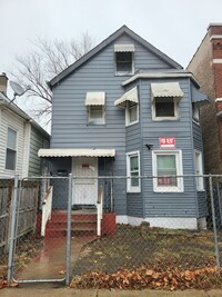 Building Photo - 8031 S Burnham Ave