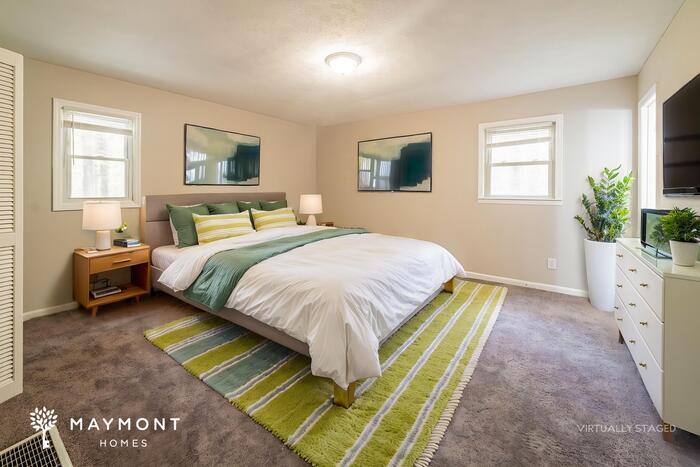 Building Photo - 25 Hyde Cir