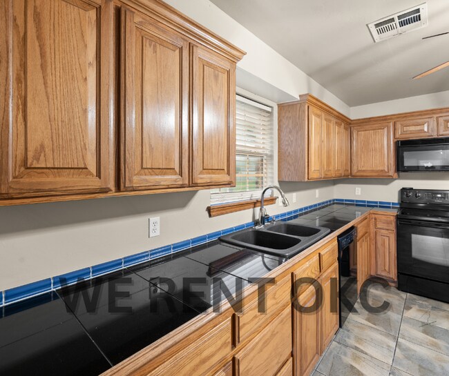 Building Photo - 2649 SW 62nd St