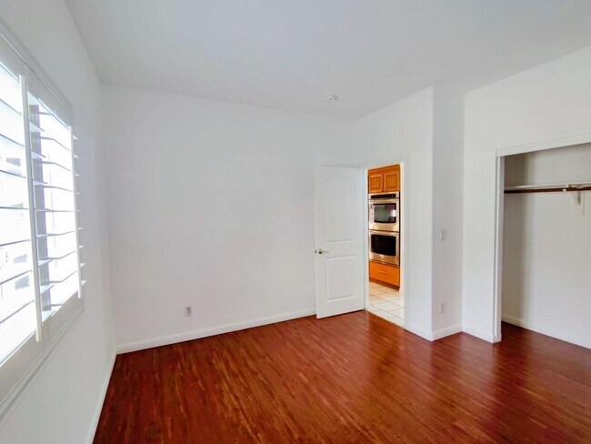 Building Photo - 267 Daisy Gold Ct