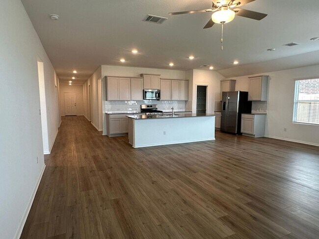 Building Photo - 328 Golden Grove Pkwy