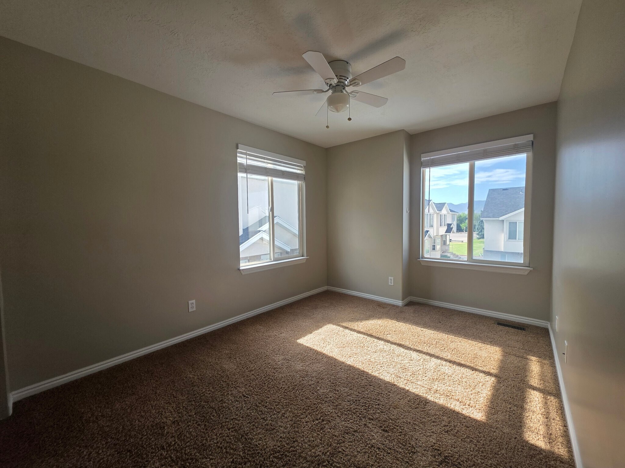 Building Photo - 1486 E 1320 S