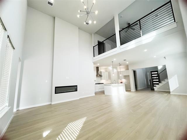 Building Photo - 3425 Teasdale Dr