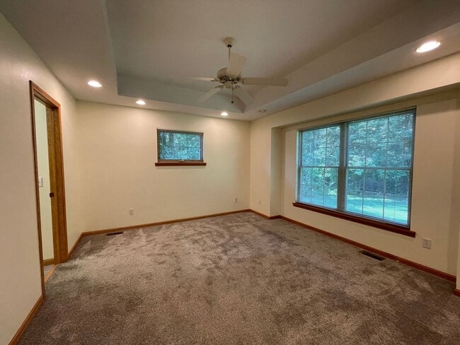 Building Photo - Two Bedroom Condo in Kalamazoo