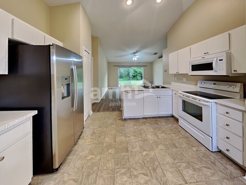 Building Photo - 1203 Timber Trace Dr