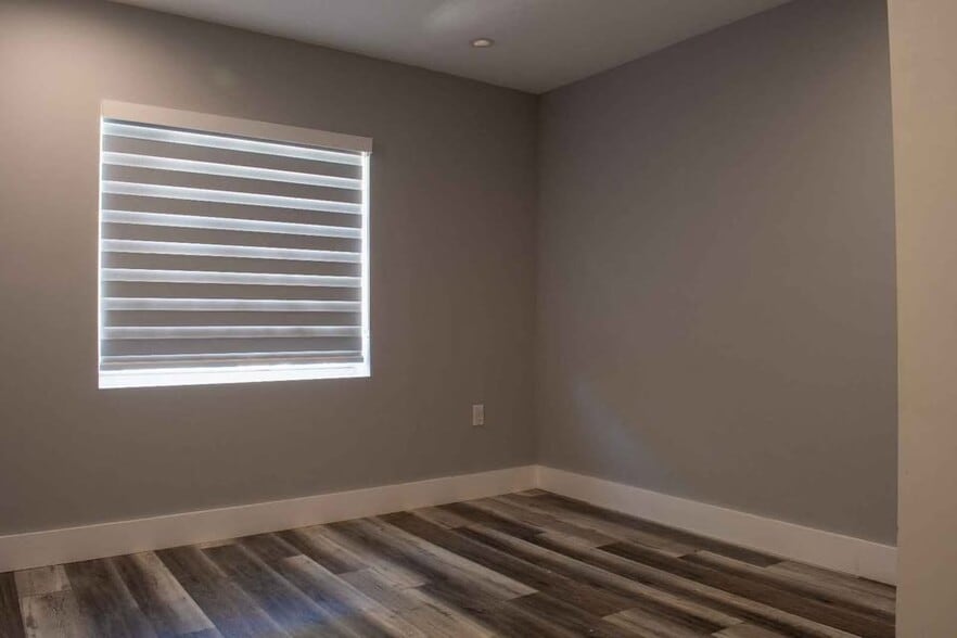 Bed room 2 - 1652 NW 1st St