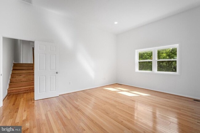 Building Photo - 13320 Scibilia Ct