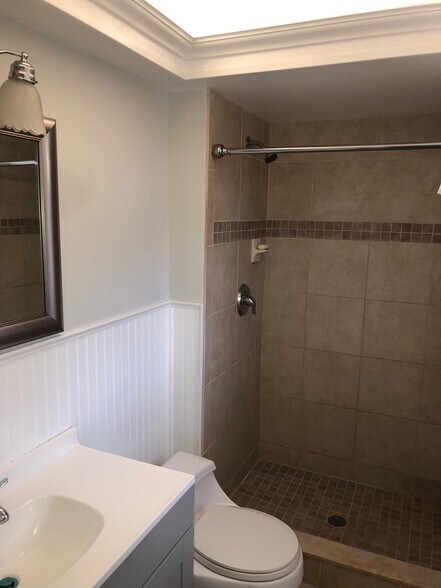 Building Photo - 2378 Covington Dr
