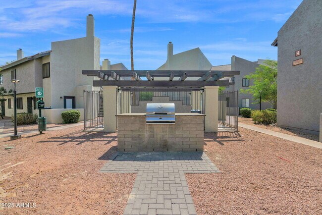 Building Photo - 745 N Dobson Rd