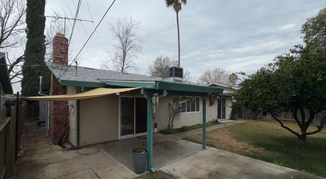 Building Photo - 6375 Westwood Dr