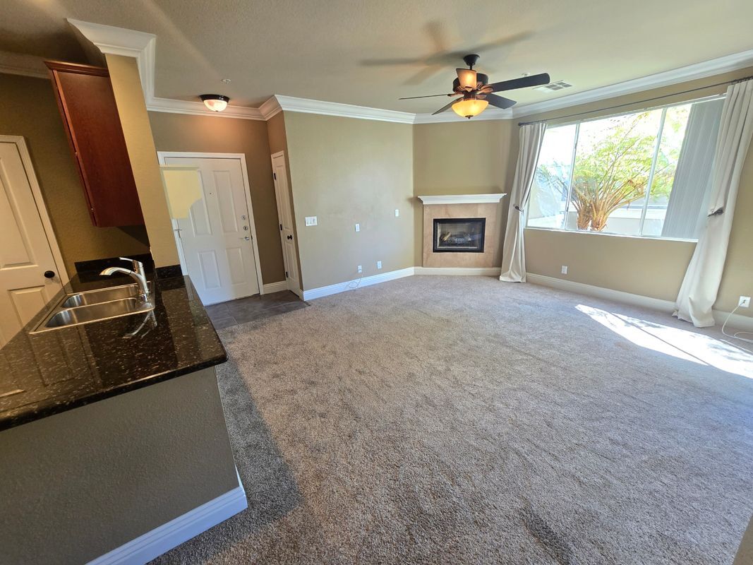 Building Photo - 22681 Oakgrove, 326