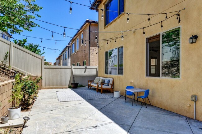 Building Photo - 2878 Menorca Cir