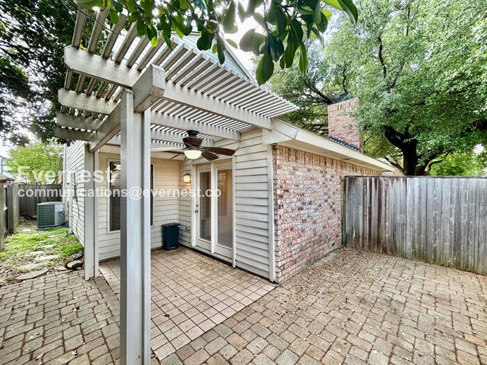 Building Photo - 2992 Harbinger Ln