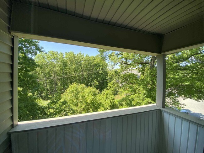 Building Photo - 133 Eastern Ave