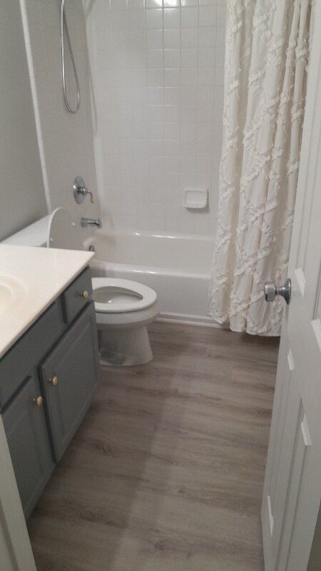 Building Photo - 1206 Mendenhall Ct