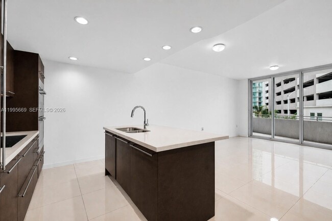 Building Photo - 7661 NW 107th Ave