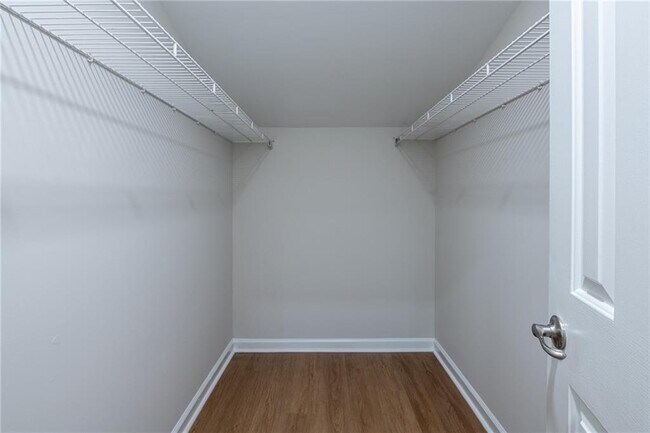 Building Photo - 3994 Elm St
