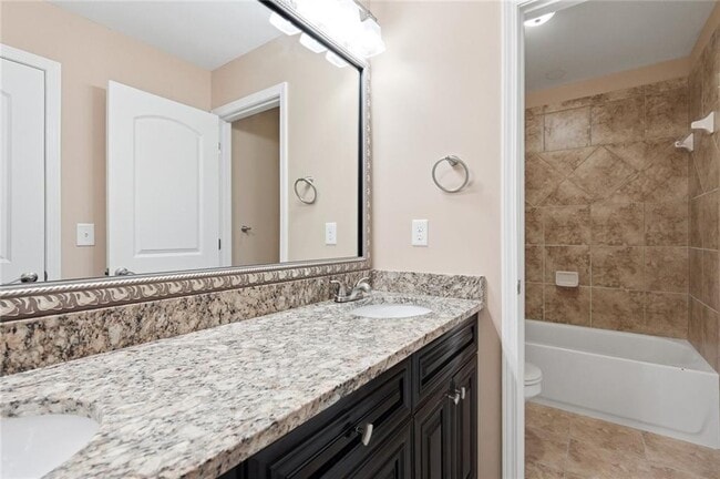Building Photo - 3475 Golfe Links Dr