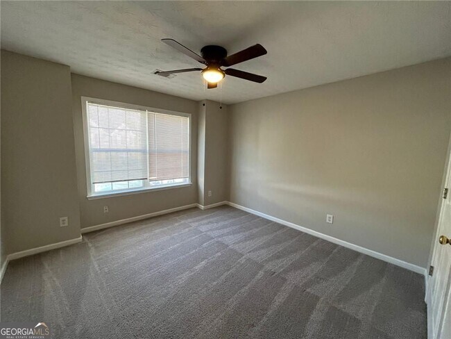Building Photo - 1854 Pierce Way
