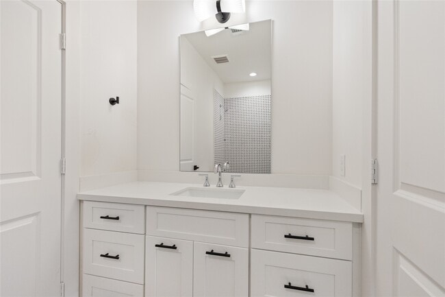 Building Photo - 3011 Truxillo St