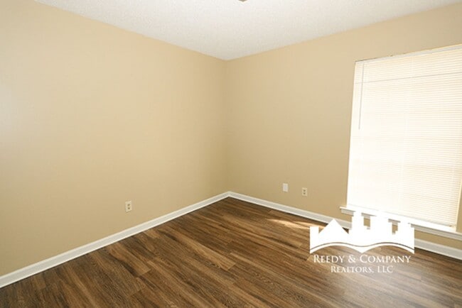 Building Photo - 5169 Braden Dr