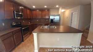 Building Photo - 5906 Cielo Ranch