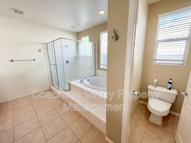 Building Photo - 43341 Parkway Esplanade W