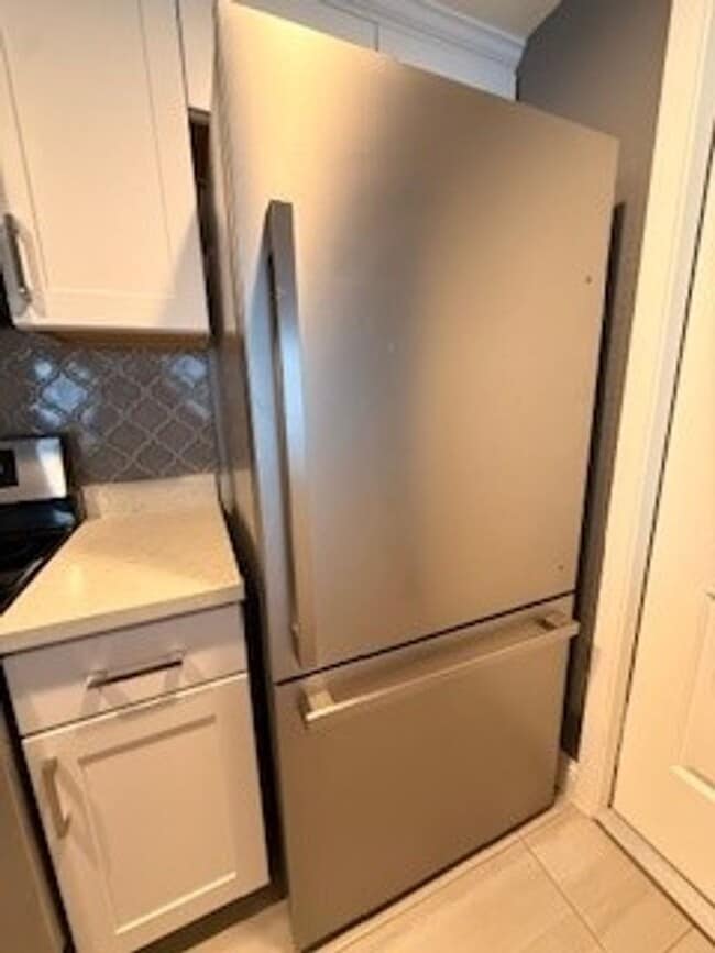 Building Photo - Eldorado on the Park