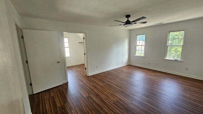 Building Photo - 8307 Ferdinand Ln