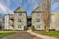 Building Photo - Beautiful - Ground Floor 3/2 condo in CROWN FARM