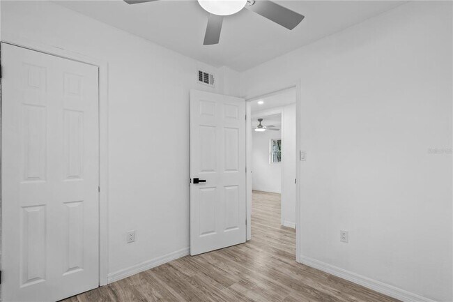 Building Photo - 1435 Eden Dr