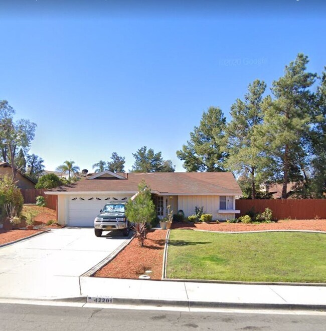 Building Photo - Starlight Ridge 1 story