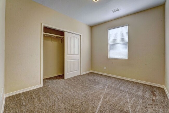 Building Photo - 429-29 1/2 29 1/2 Rd