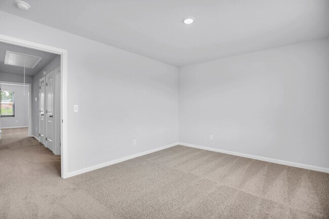 Building Photo - 719 Ashbrook Dr