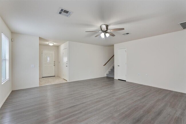 Building Photo - 7432 Cayenne Ln