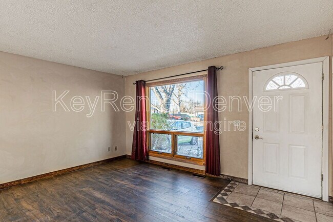 Building Photo - 16508 E Wesley Ave