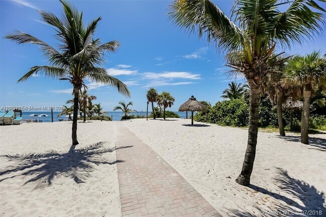 Building Photo - 200 Galen Dr