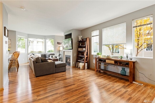 Building Photo - 2085 Bobs Hollow Ln