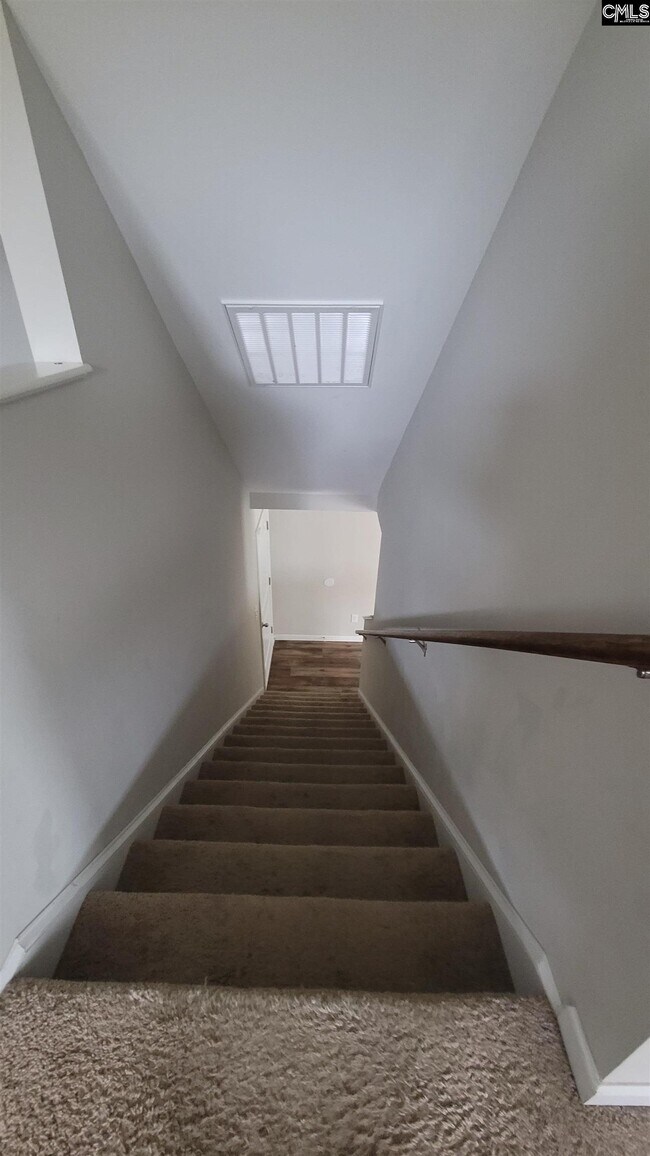 Building Photo - 601 Teaberry Dr