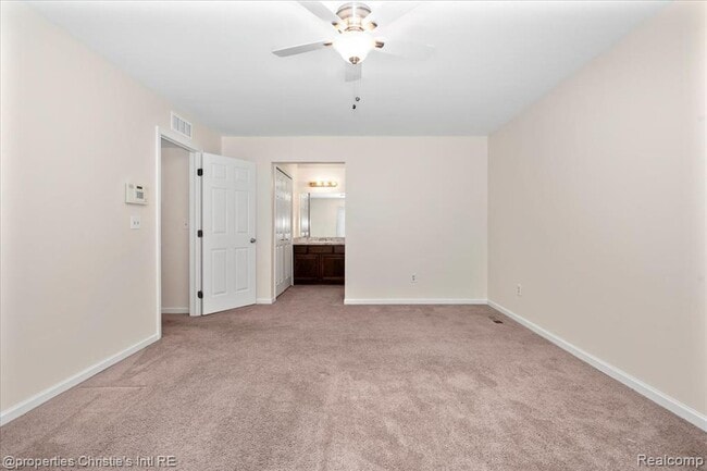 Building Photo - 37447 Stonegate Cir