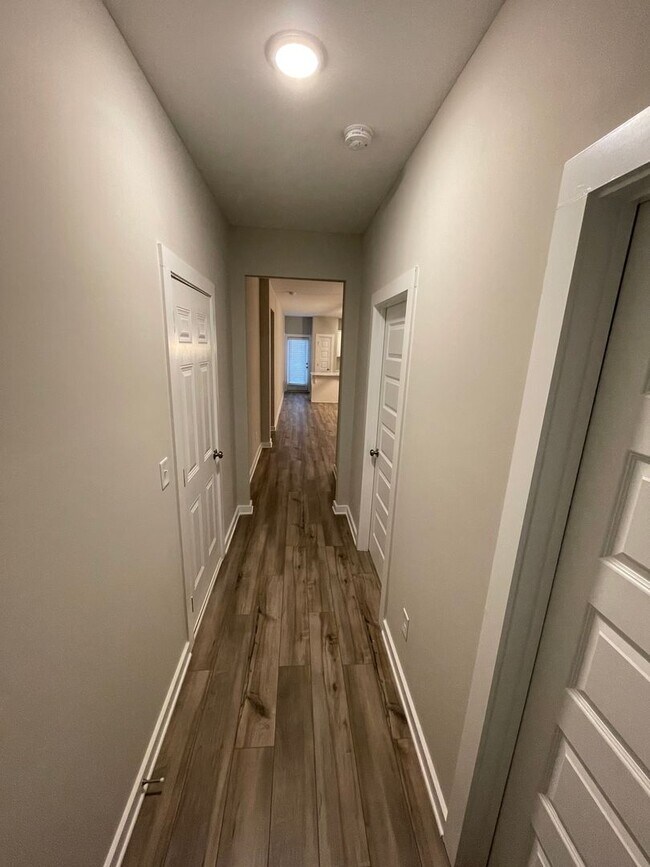 Building Photo - Home for Rent in Oak Grove, AL!!! Available to View with 48 Hour Notice!!!